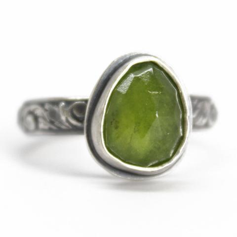 Vesovianite( Peridot)